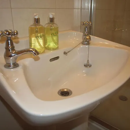 住宿加早餐酒店 Herriot's 4*